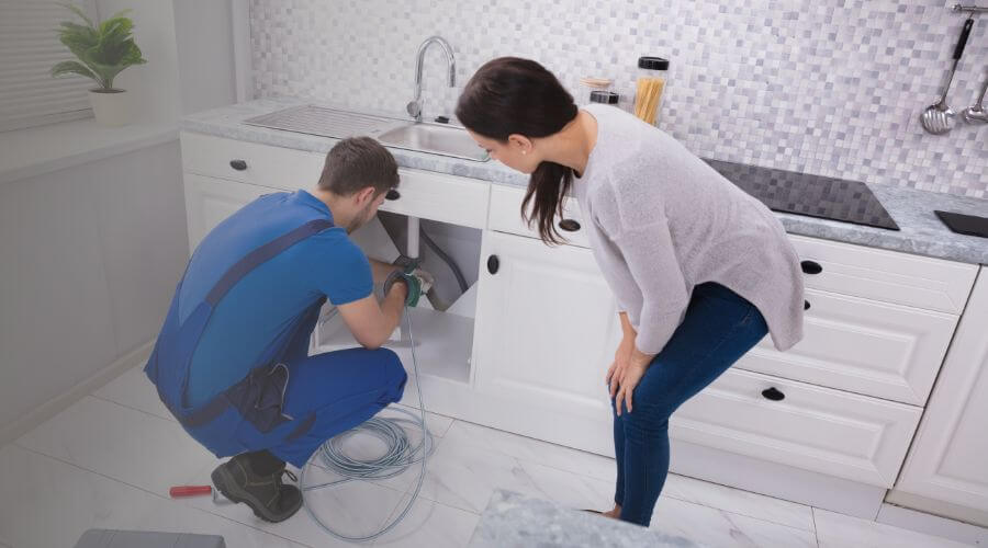 Professional Leak Detection Services in Forreston, IL