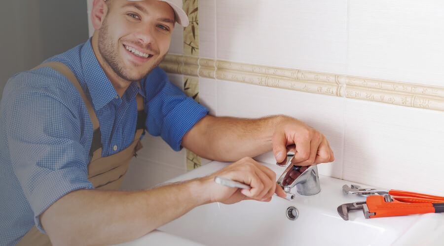Handle or spout repair in Forreston, IL